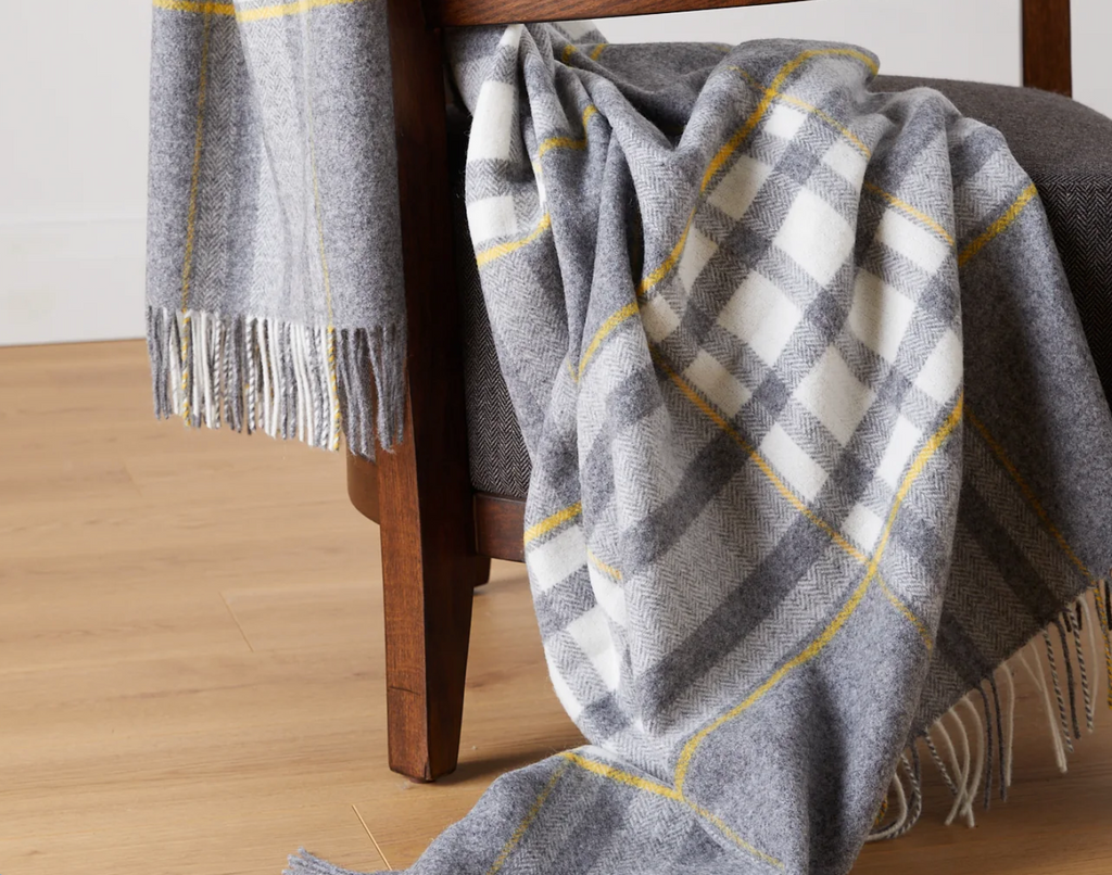 Foxford Liath Lambswool Throw