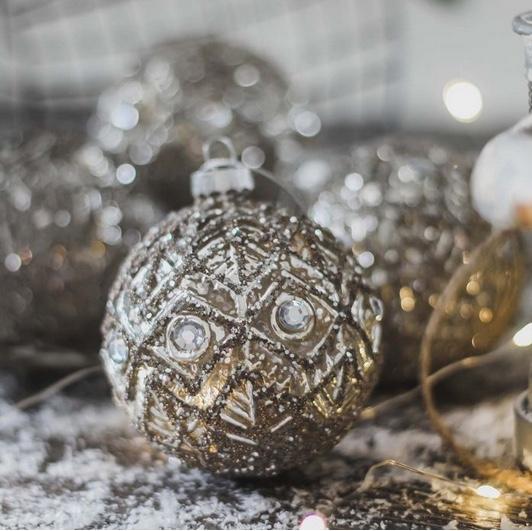 Glass Bauble - Willow and Grey Interiors